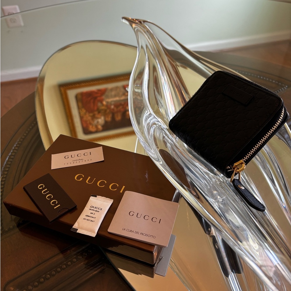 Gucci Black Quilted Zip Around Wallet with Gold Hardware